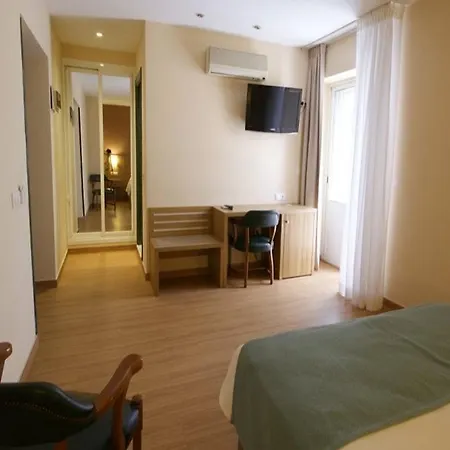 Hotel Doho Szálloda