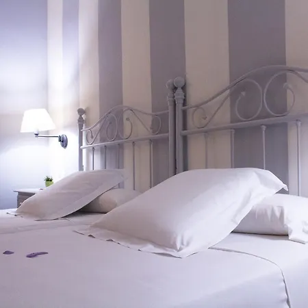 Hotel Doho Szálloda