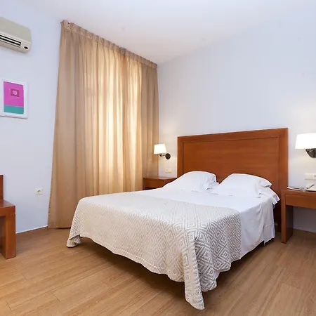 Hotel Doho