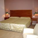 Hotel Doho 3*