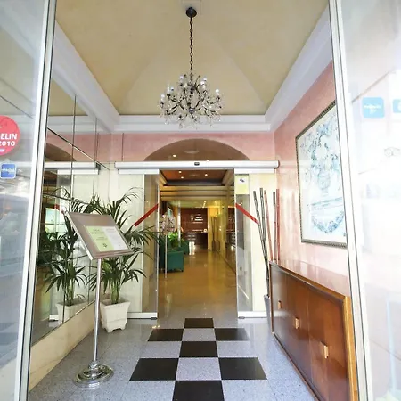 Venecia Hotel 3*